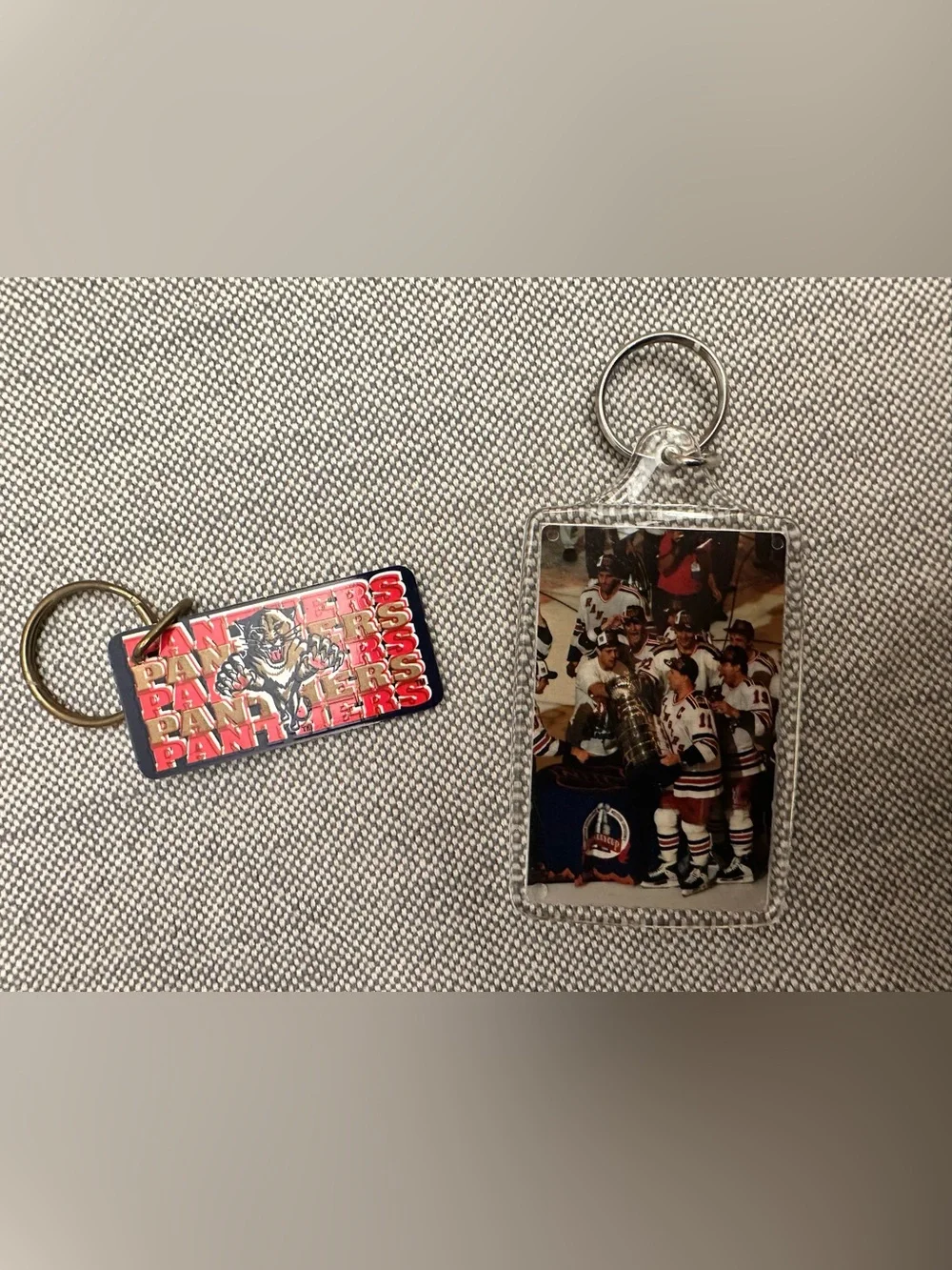 Lot of 4 Vintage NHL Hockey Keychains